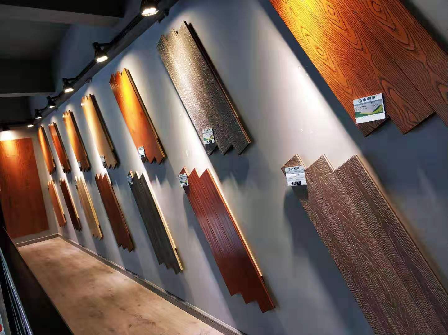 微信圖片_20190904093359.jpg 微信圖片_20190904093359.jpg