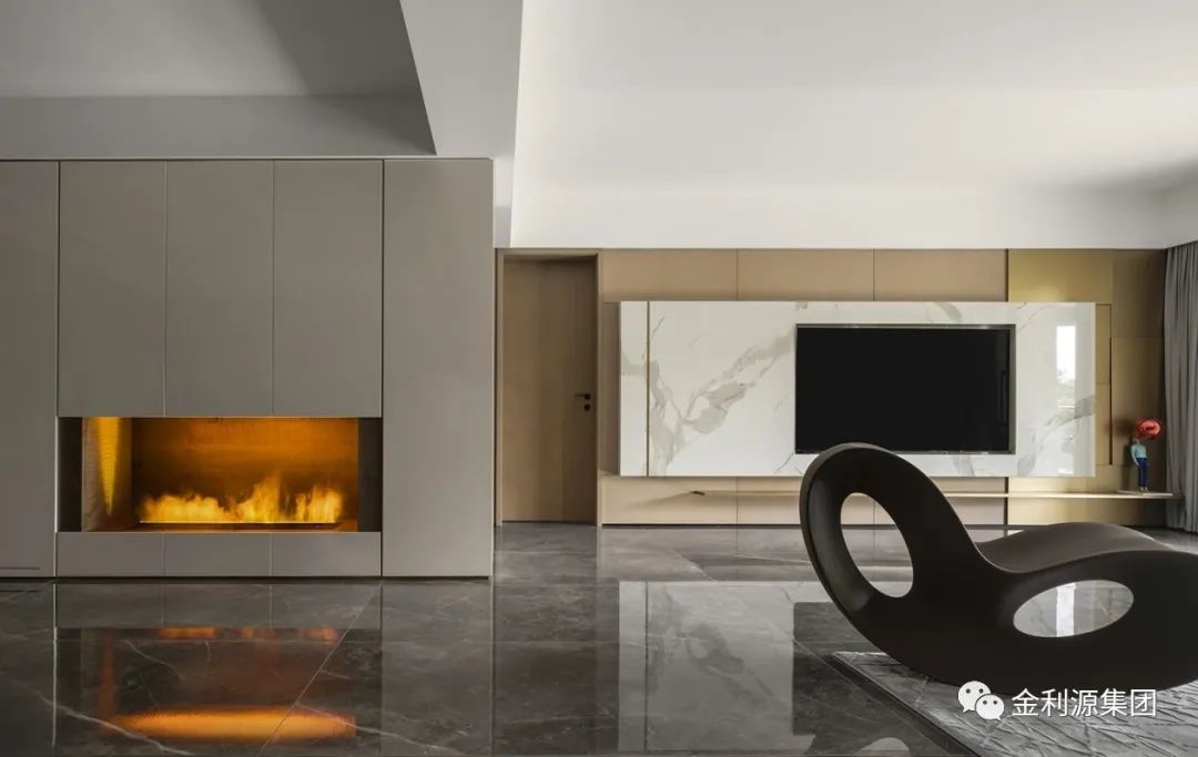 金利源 | 現(xiàn)代簡約解構(gòu)質(zhì)感家居