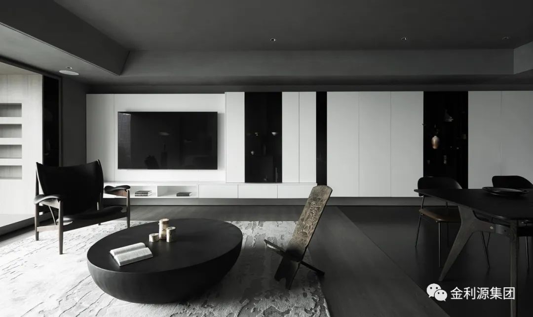 金利源 | 黑與白，打造時尚自然家